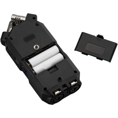 Zoom H4essential 4-Track 32-Bit Float Portable Recorder3