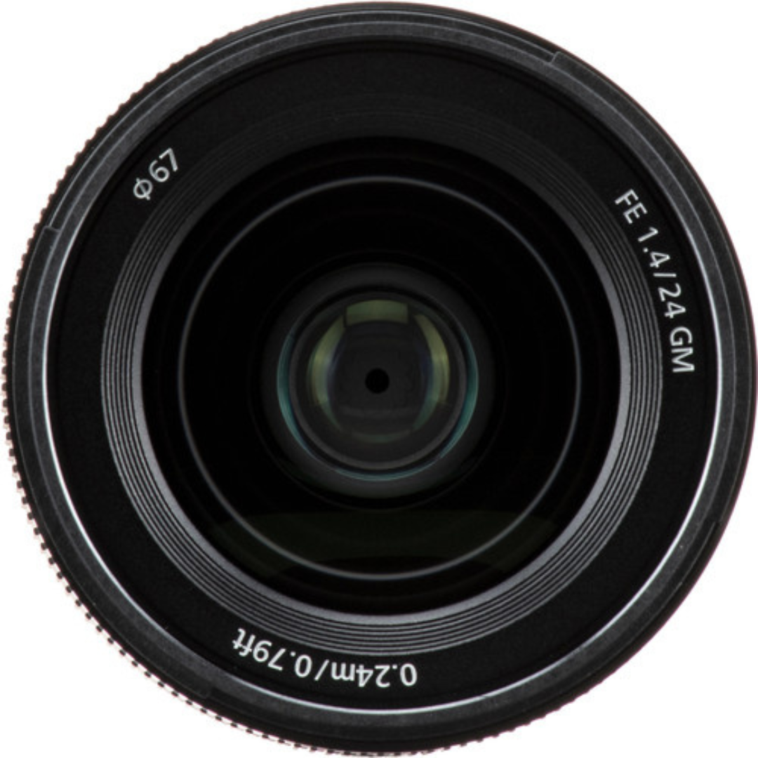 Sony FE 24mm f/1.4 GM Lens3