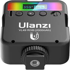 Ulanzi VL-49 Rechargeable Mini RGB Light3