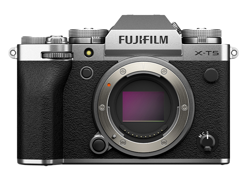 FUJIFILM X-T5 Mirrorless Camera (Black)