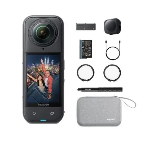 INSTA360 ONE X5 ESSENTIAL  BUNDLE
