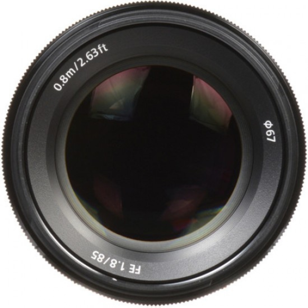 Sony FE 85mm f/1.8 Lens3