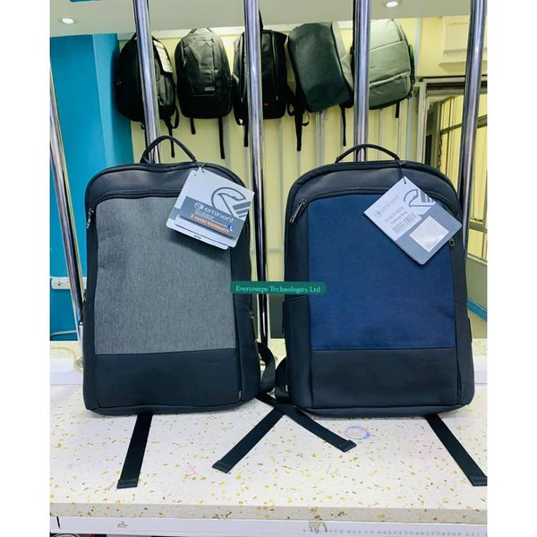 Eminent DY-G5570W 14 inches Laptop bag  with USB Charging Port 
