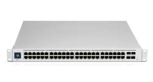 UniFi USW-PRO-24-POE – 24-Port, 16 PoE+, 8 PoE++, 2x10G SFP+4