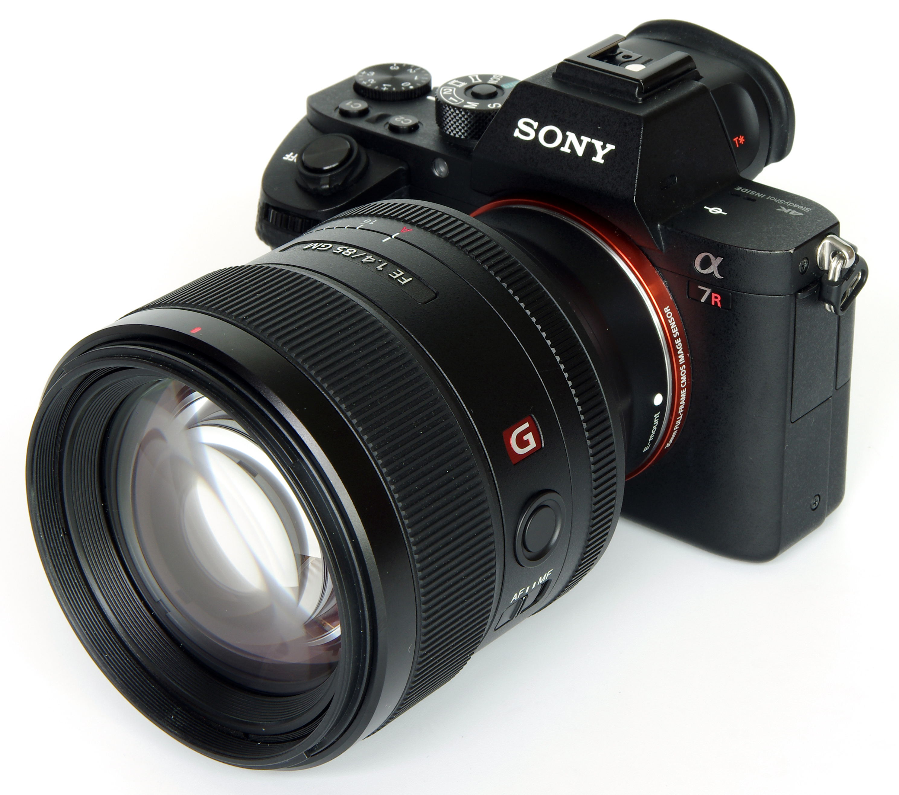 Sony SEL 85mm f/1.4 G Master Lens4