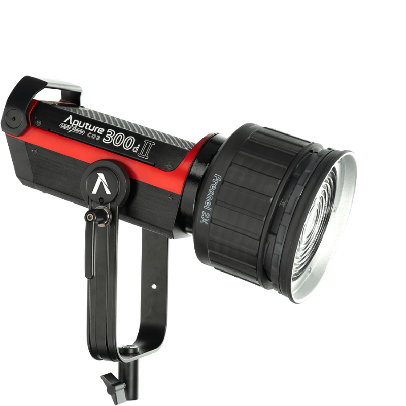 Aputure Light Storm C300d Mark II LED Light Kit with V-Mount Battery Plate3