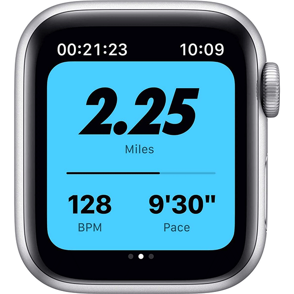 Apple Watch Nike Series 6 GPS, 40mm Silver Aluminum Case with Pure Platinum/Black Nike Sport Band3